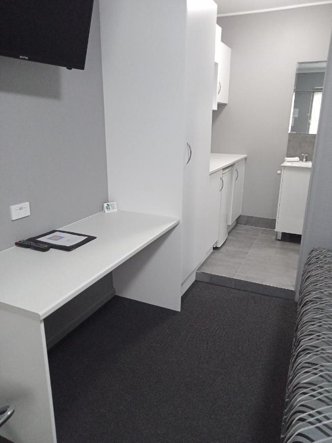 Solomon Inn Motel Figtree Вуллонгонг Экстерьер фото