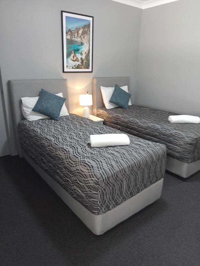 Solomon Inn Motel Figtree Вуллонгонг Экстерьер фото