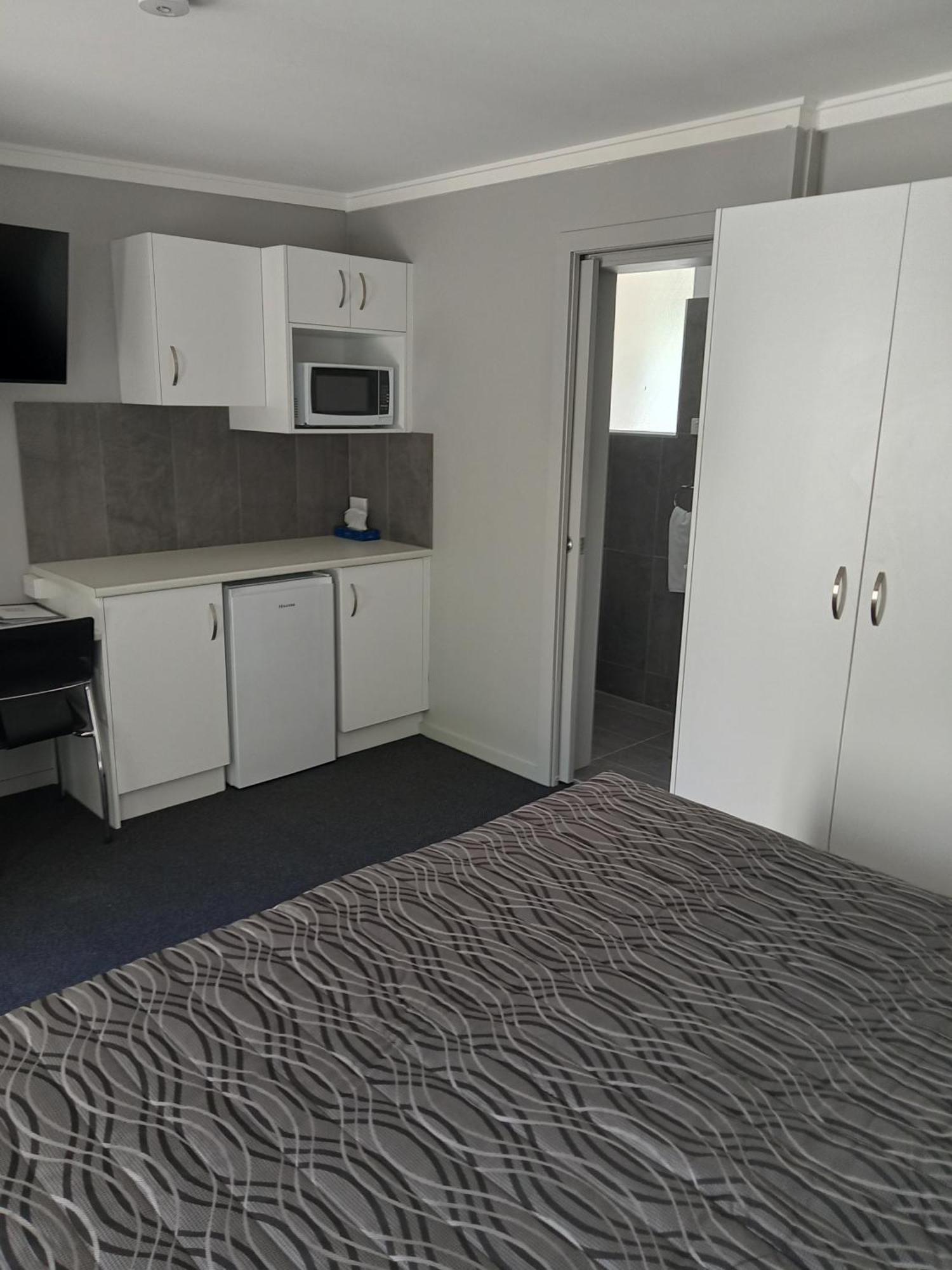 Solomon Inn Motel Figtree Вуллонгонг Экстерьер фото